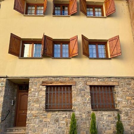 Cal Cuaresma Villa Isona ภายนอก รูปภาพ
