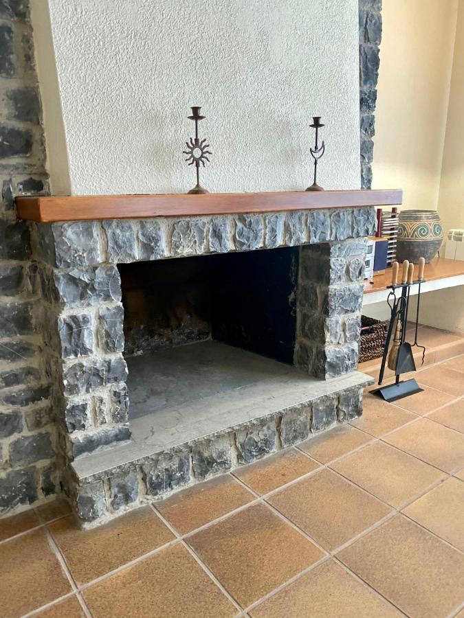 Cal Cuaresma Villa Isona ภายนอก รูปภาพ