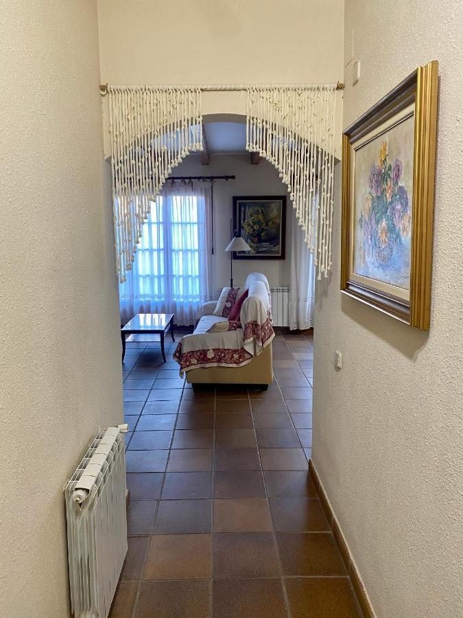 Cal Cuaresma Villa Isona ภายนอก รูปภาพ